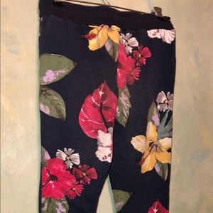Zara Tropical Flower Navy Blue Print Sweatpants 14